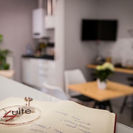 B&B I Maestri Napoli Bagian luar foto