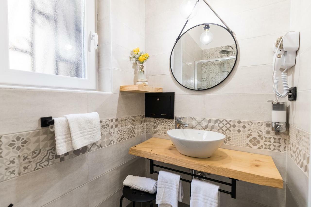 B&B I Maestri Napoli Bagian luar foto